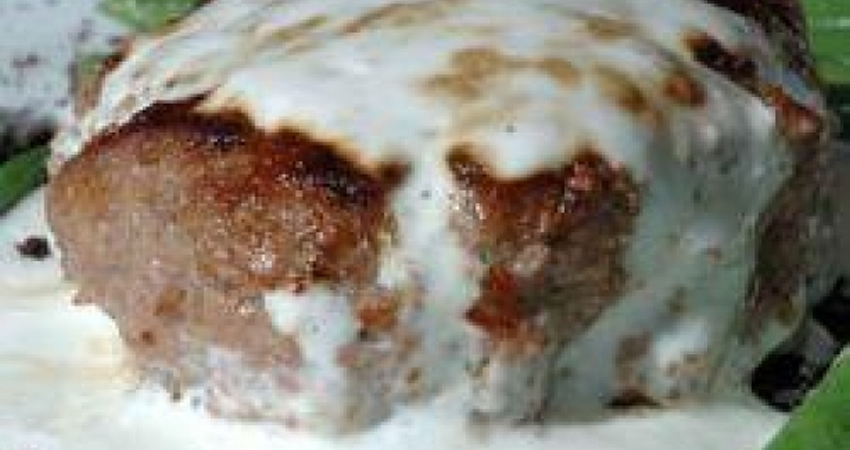 Friptura de miel in sos de iaurt