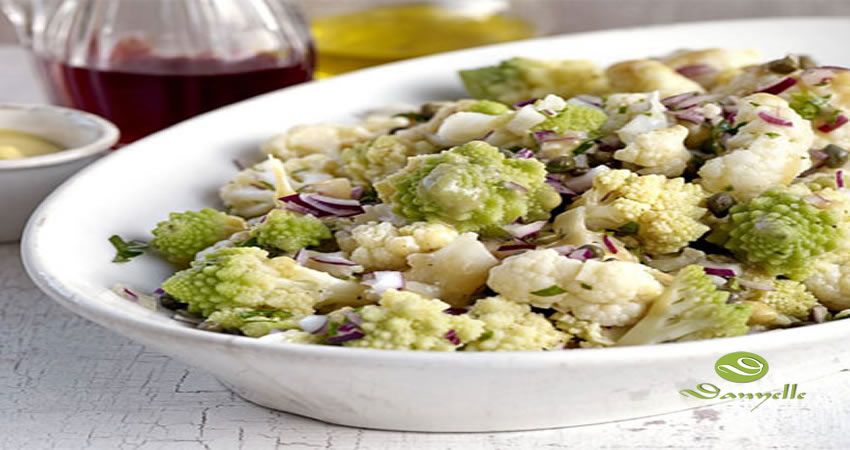 Salata de conopida cu sos vinegreta